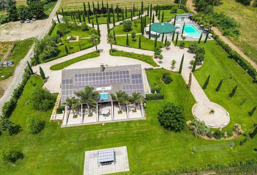 Casale Delle Ronde B&b