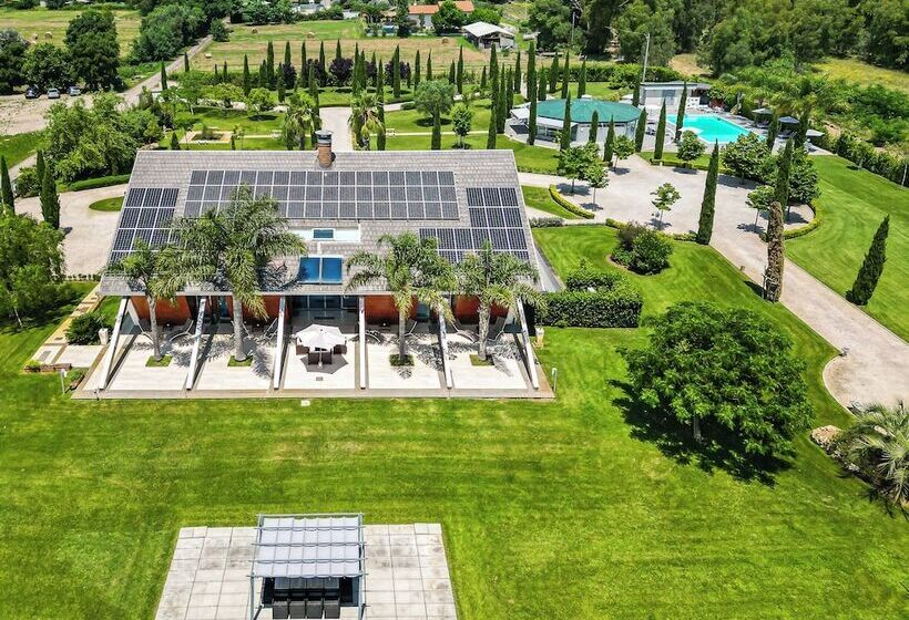 Casale Delle Ronde B&b