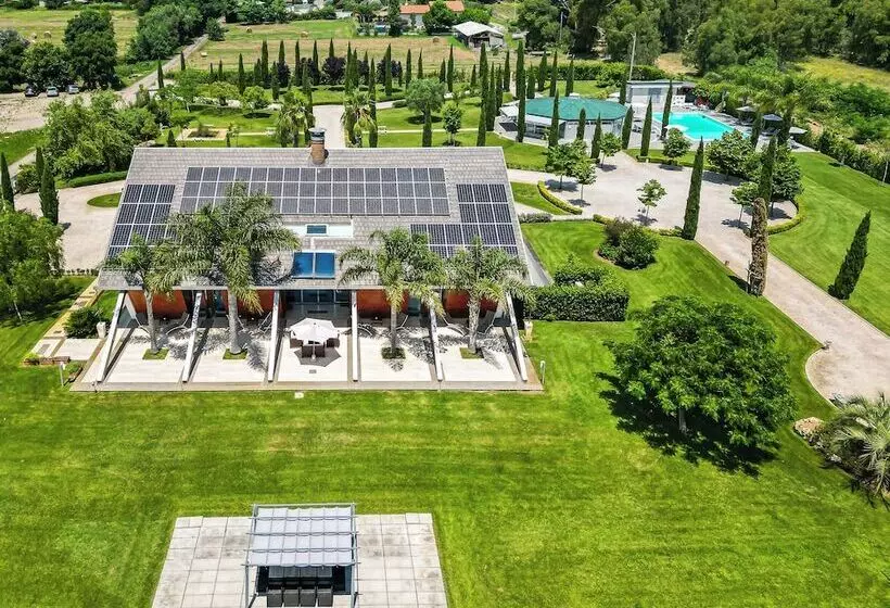 Casale Delle Ronde B&b