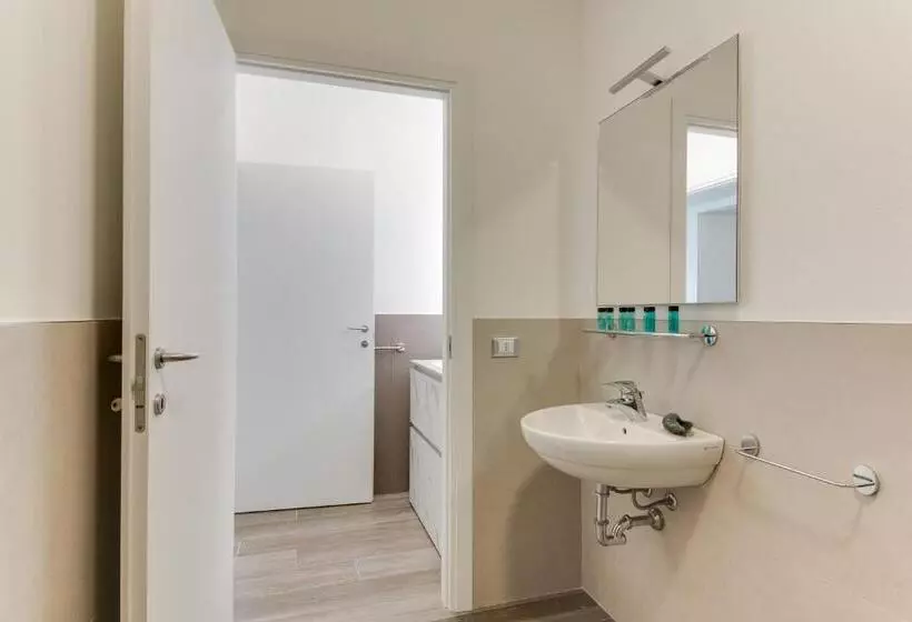 هتل Elegance Suite Apartments