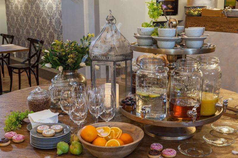 Отель The Granary