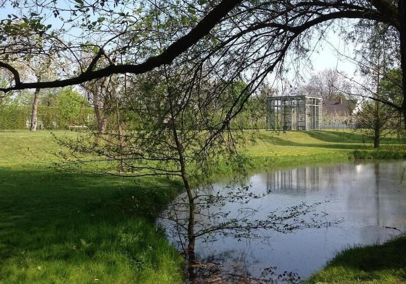 Отель The Granary