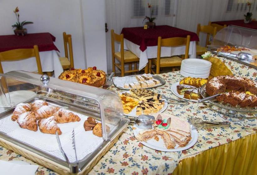 בית מלון כפרי Trianon