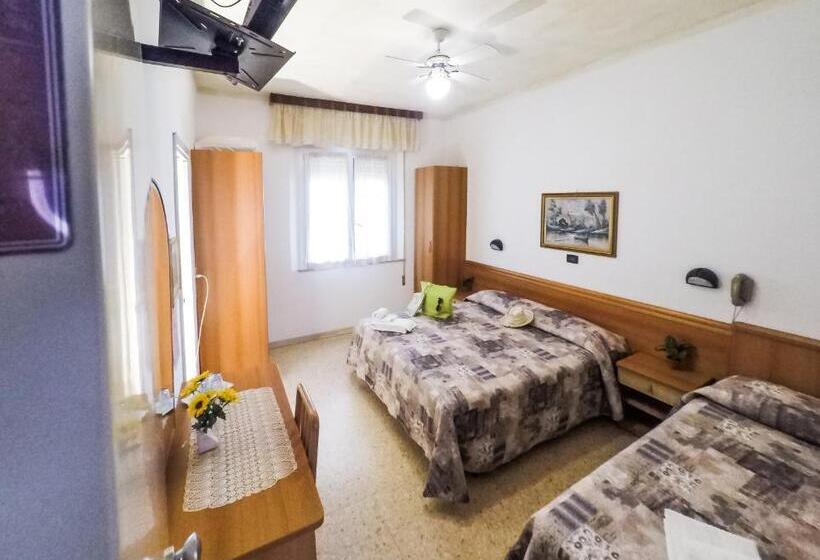 בית מלון כפרי Trianon