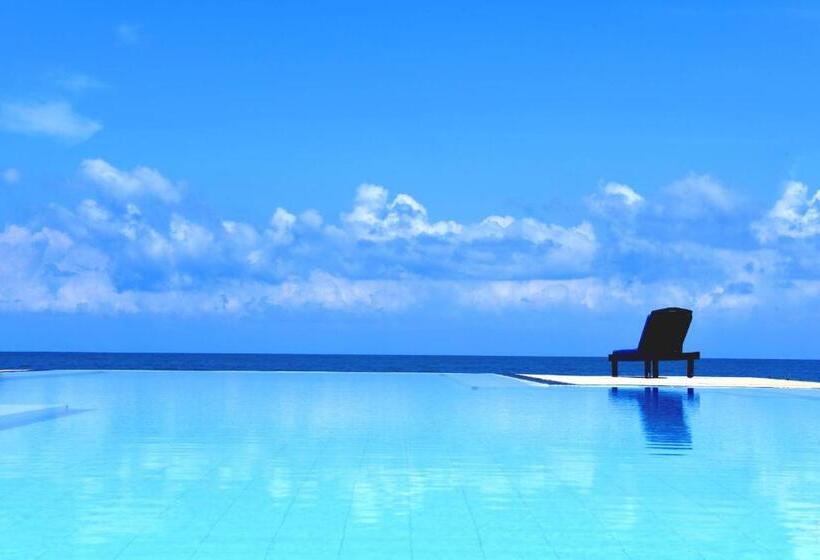 Palagama Beach Resort