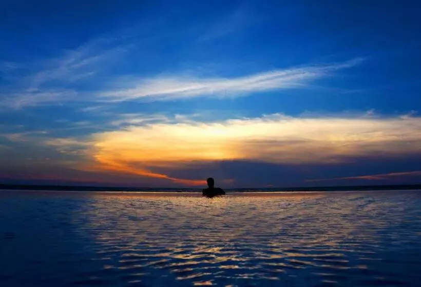 Palagama Beach Resort