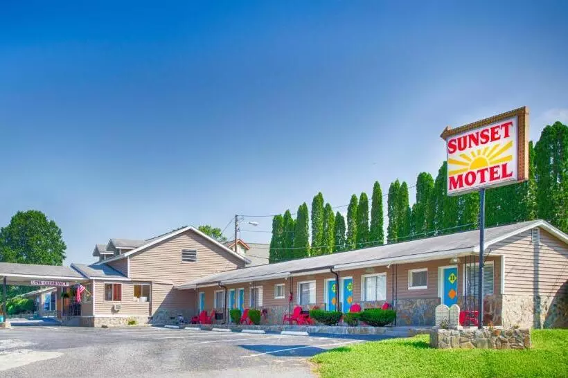 Sunset Motel