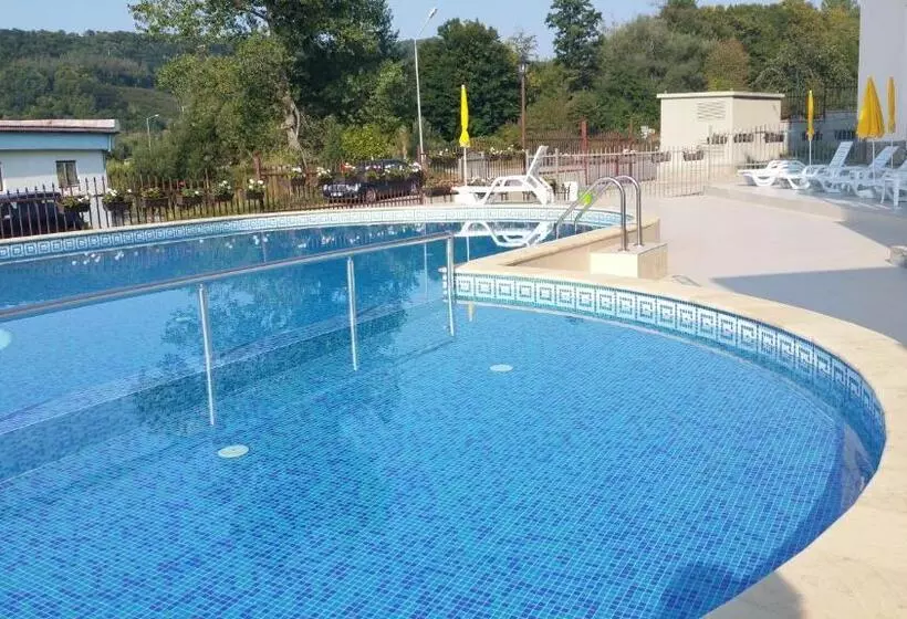 Tryavna Lake Hotel & Spa