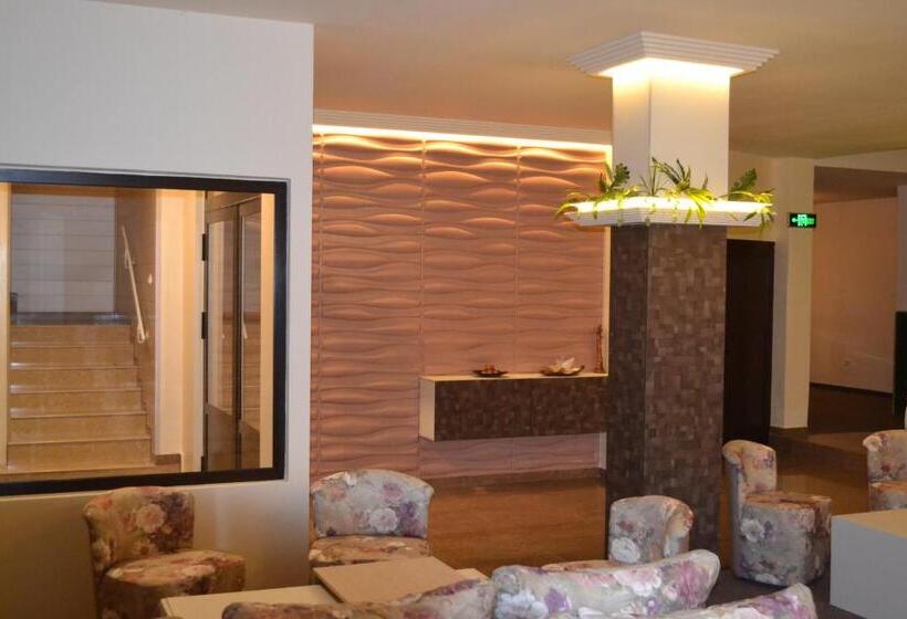 Tryavna Lake Hotel & Spa