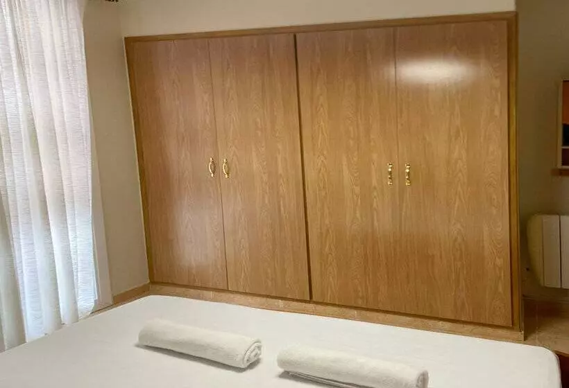 Apartamentos Mar Bella Segur De Calafell 3000