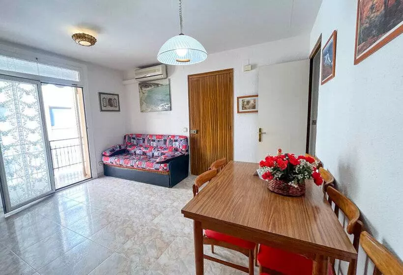 Apartamentos Mar Bella Segur De Calafell 3000