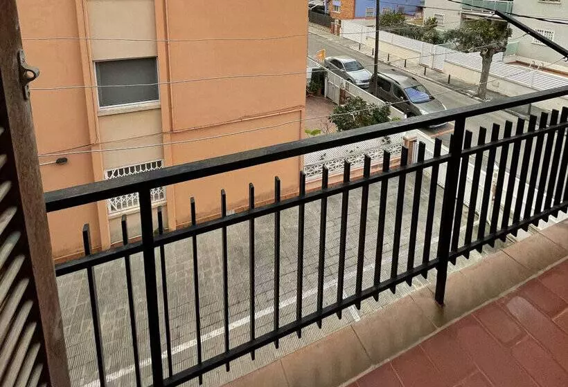 Apartamentos Mar Bella Segur De Calafell 3000