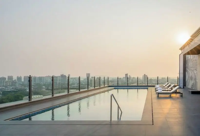Hotelli Navi Mumbai Marriott