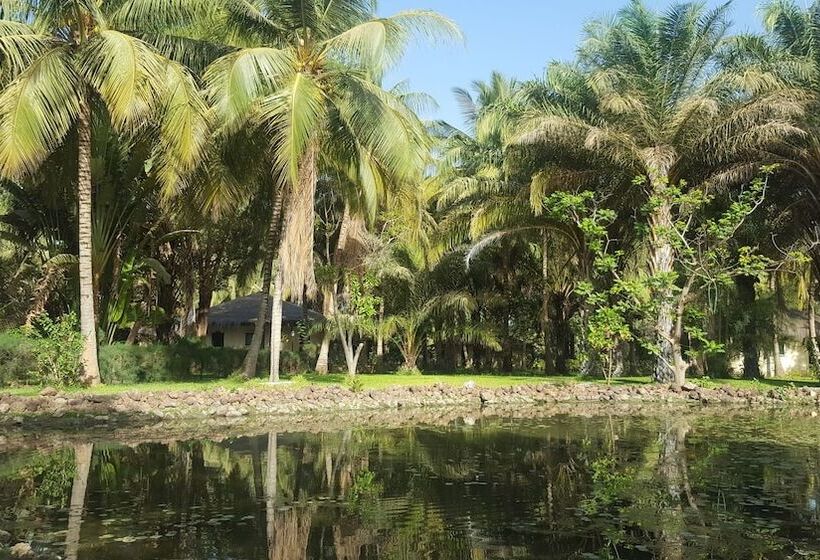 هتل Sindola Safari Lodge