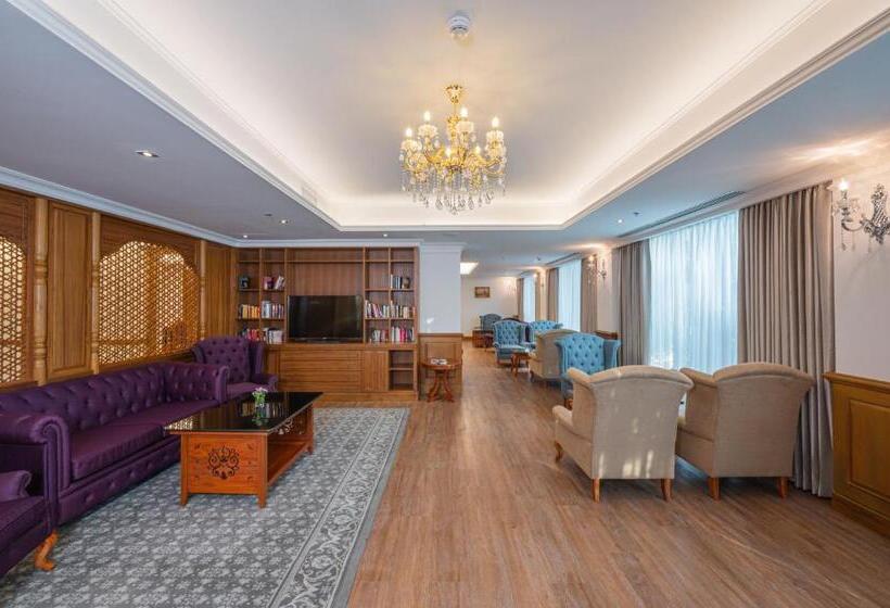 هتل The Empress Premier Chiang Mai Sha Extra Plus