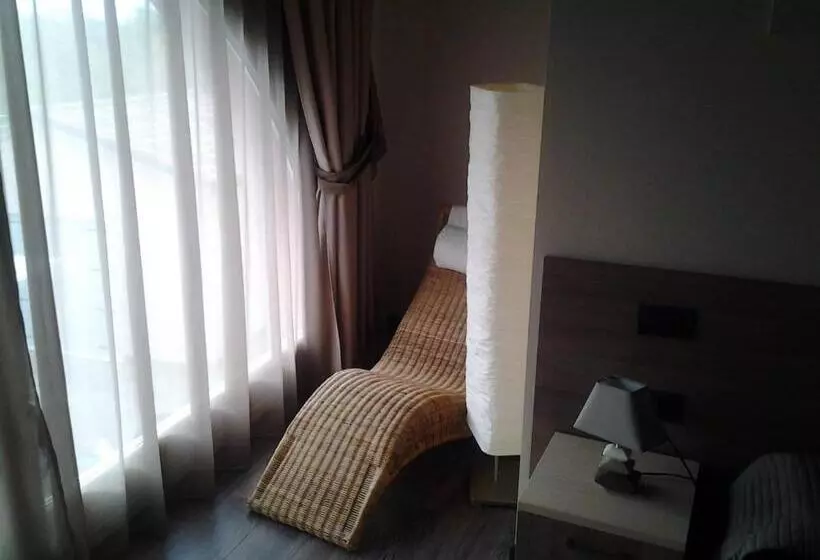 ベッドアンドブレックファースト Agrialloggi La Palazzina