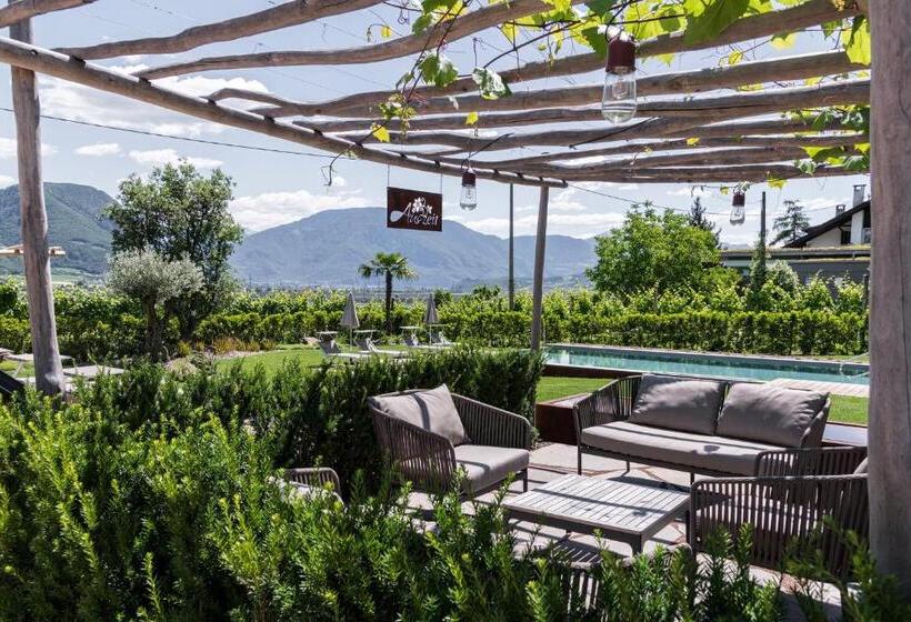 ベッドアンドブレックファースト Garni Sonngart