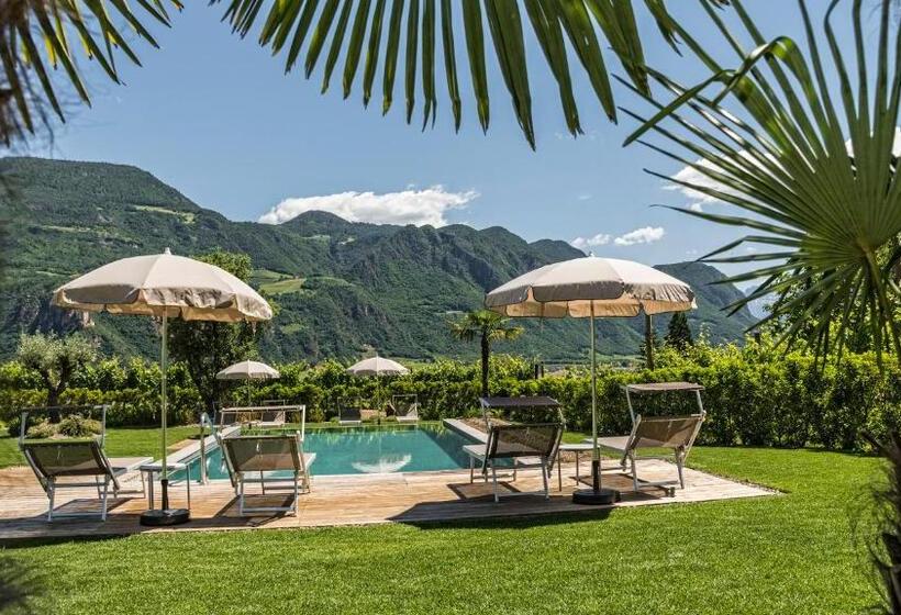 ベッドアンドブレックファースト Garni Sonngart