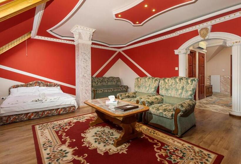 مبيت وإفطار Illés