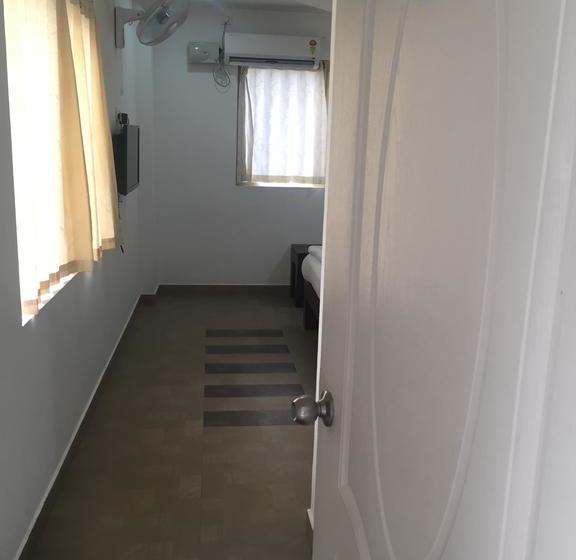 בית מלון כפרי Beachway