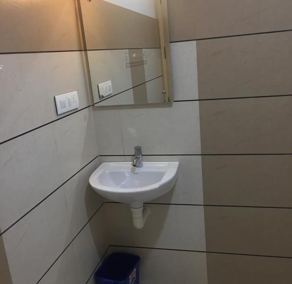 בית מלון כפרי Beachway