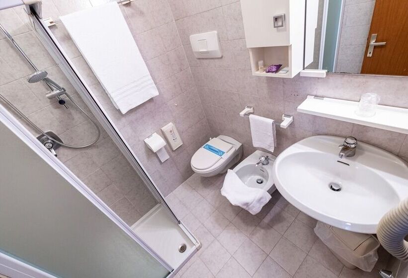 فندق Bella Venezia