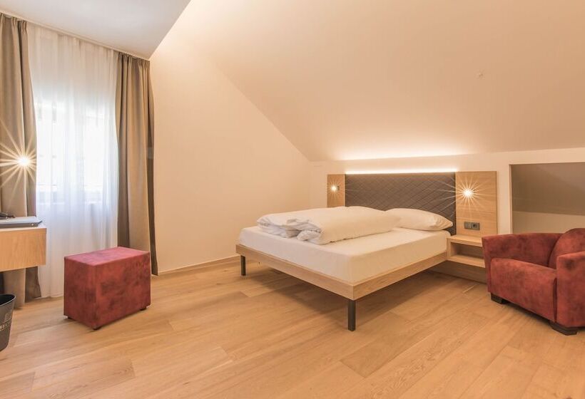 ホテル Belvenu Boutique