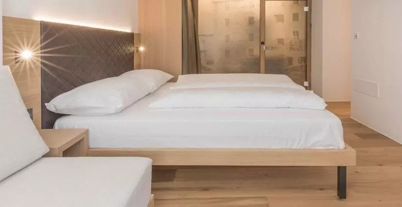 ホテル Belvenu Boutique