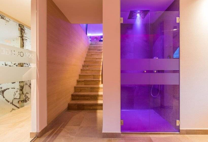 ホテル Belvenu Boutique