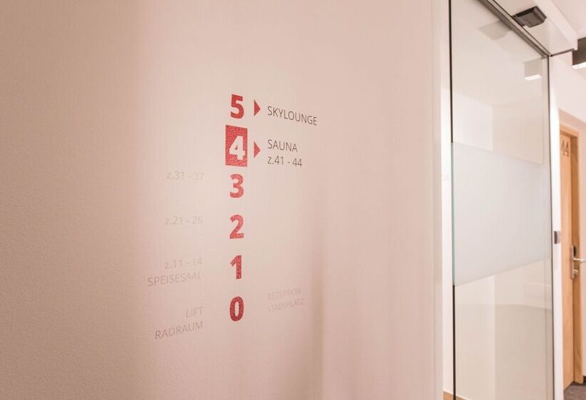 ホテル Belvenu Boutique