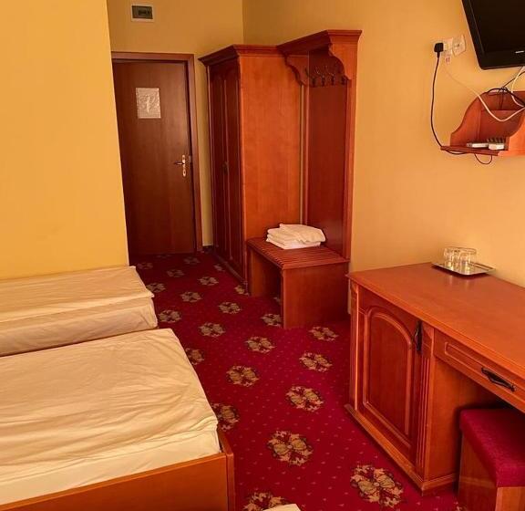 בית מלון כפרי Coral