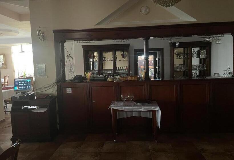 בית מלון כפרי Coral