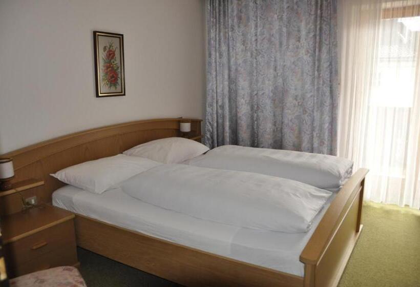 בית מלון כפרי Garni Kofler