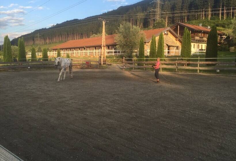 هتل Landgut Edelweiss