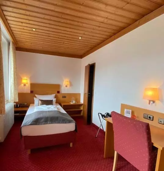 Hotel Strasser