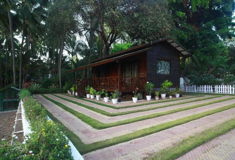 Saffronstays Little Paradise, Murud