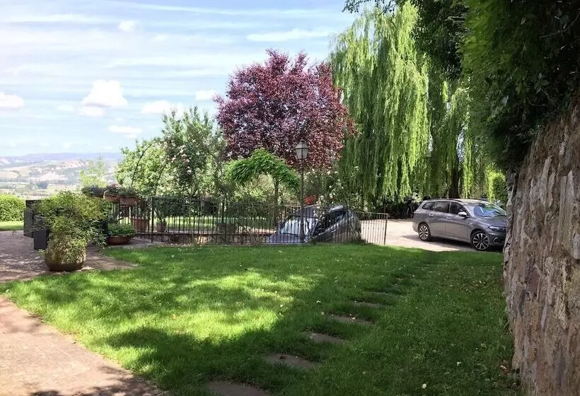 ベッドアンドブレックファースト Agriturismo Podere Pescara