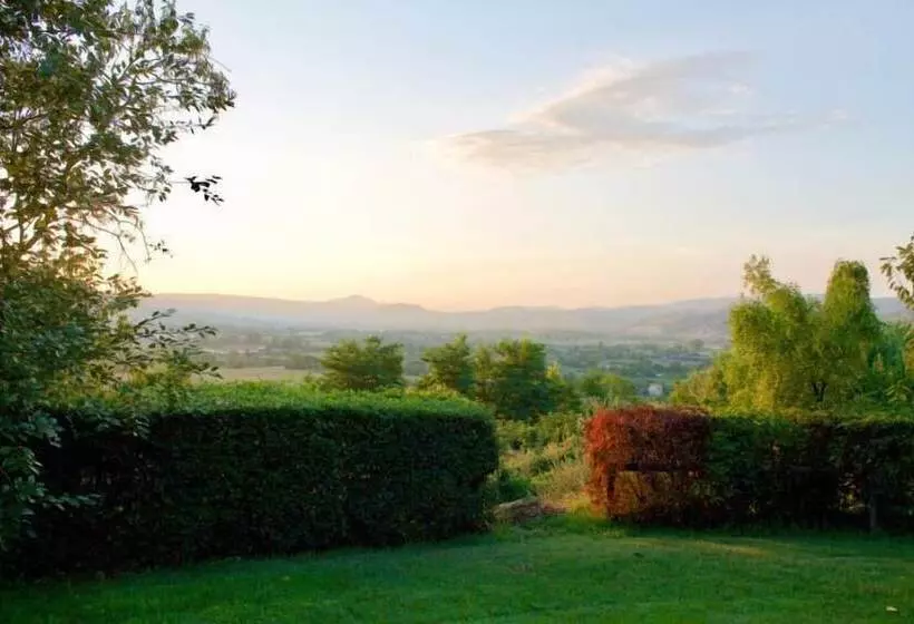 ベッドアンドブレックファースト Agriturismo Podere Pescara