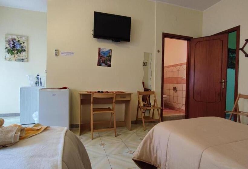 Bed and Breakfast Casa Holiday Sea Etna Di Enza