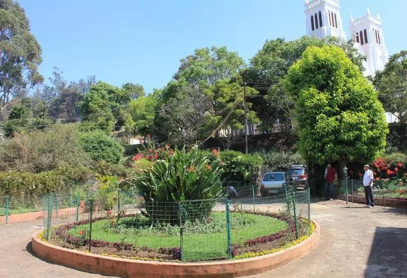 Aamiaismajoitus (B&B) Colonels Inn