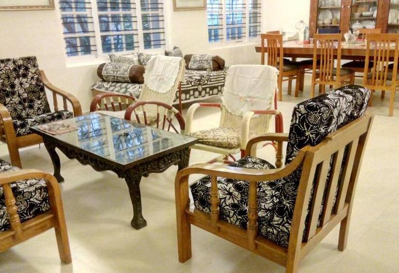 Nocleg ze śniadaniem Colonels Inn