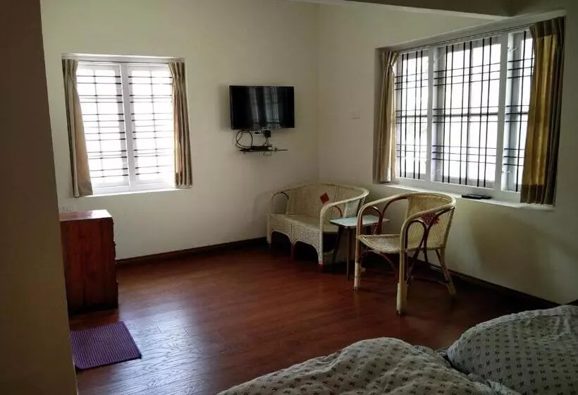 Aamiaismajoitus (B&B) Colonels Inn