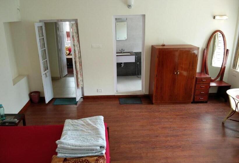 Nocleg ze śniadaniem Colonels Inn