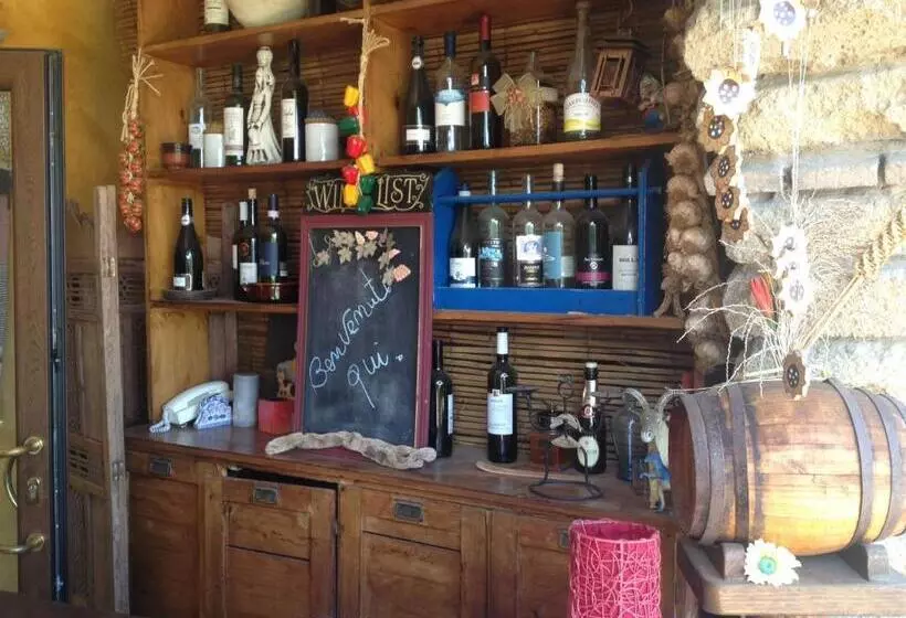 Aamiaismajoitus (B&B) La Culla Dei Castelli Romani