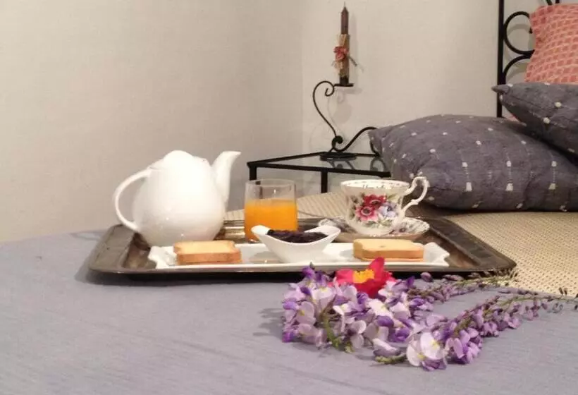 Aamiaismajoitus (B&B) La Culla Dei Castelli Romani