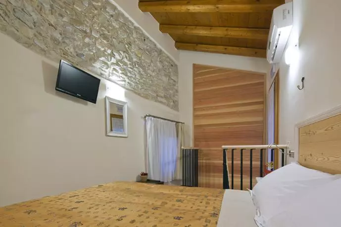 Aamiaismajoitus (B&B) Le Zitelle Di Ron