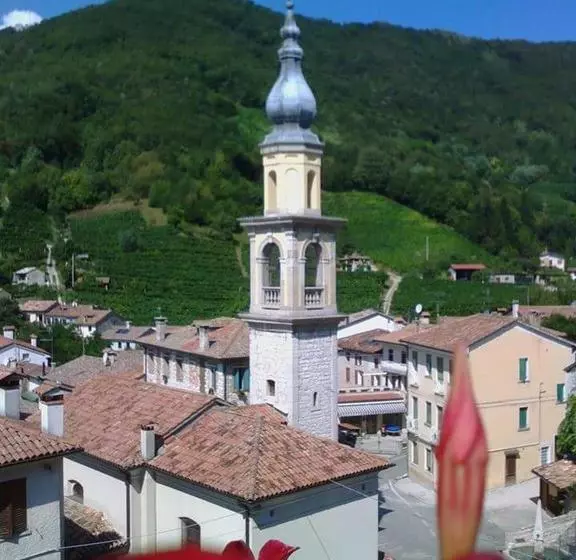 Aamiaismajoitus (B&B) Le Zitelle Di Ron