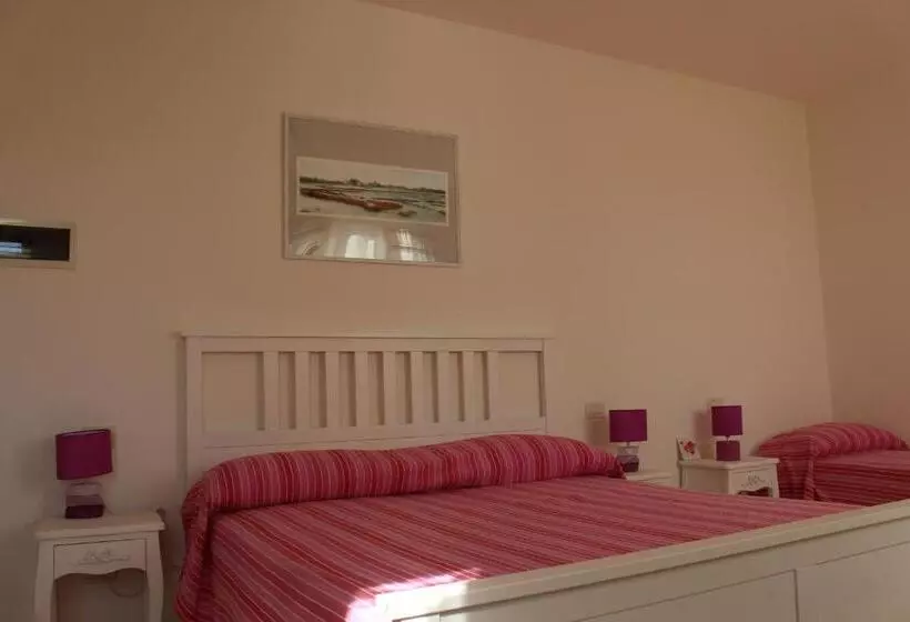 Aamiaismajoitus (B&B) Marelaguna Rooms