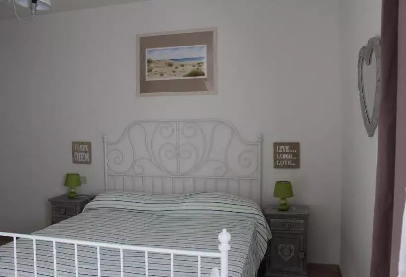 Aamiaismajoitus (B&B) Marelaguna Rooms