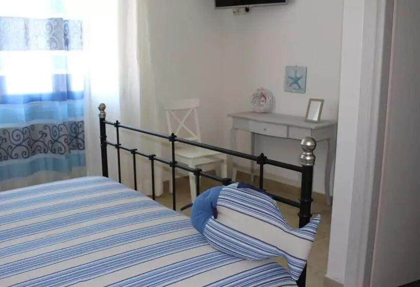 Aamiaismajoitus (B&B) Marelaguna Rooms